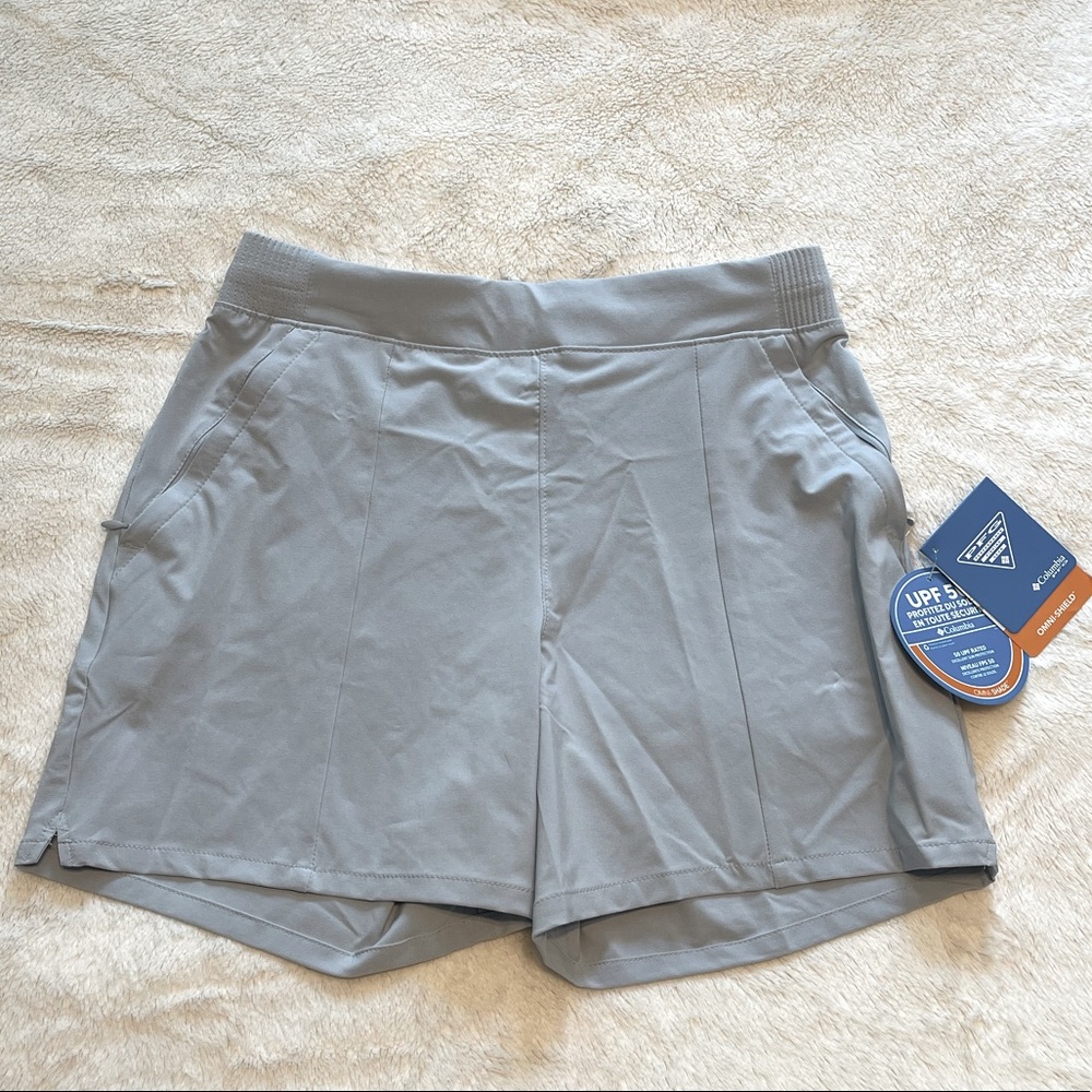 NWT Women's Columbia PFG Shorts